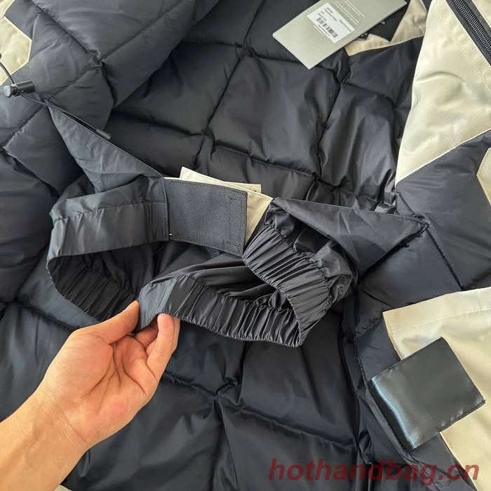 Canada Goose Top Quality Couple Down Coat CGY00010-1 Canada Goose Top Quality Couple Down Coat CGY00010-1